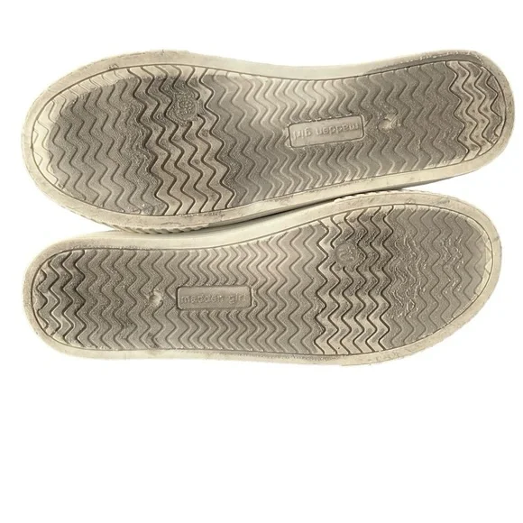 MADDEN GIRL Pastel Tie-Dye Scrunchback Sneakers - Size 10 - Picture 6 of 6